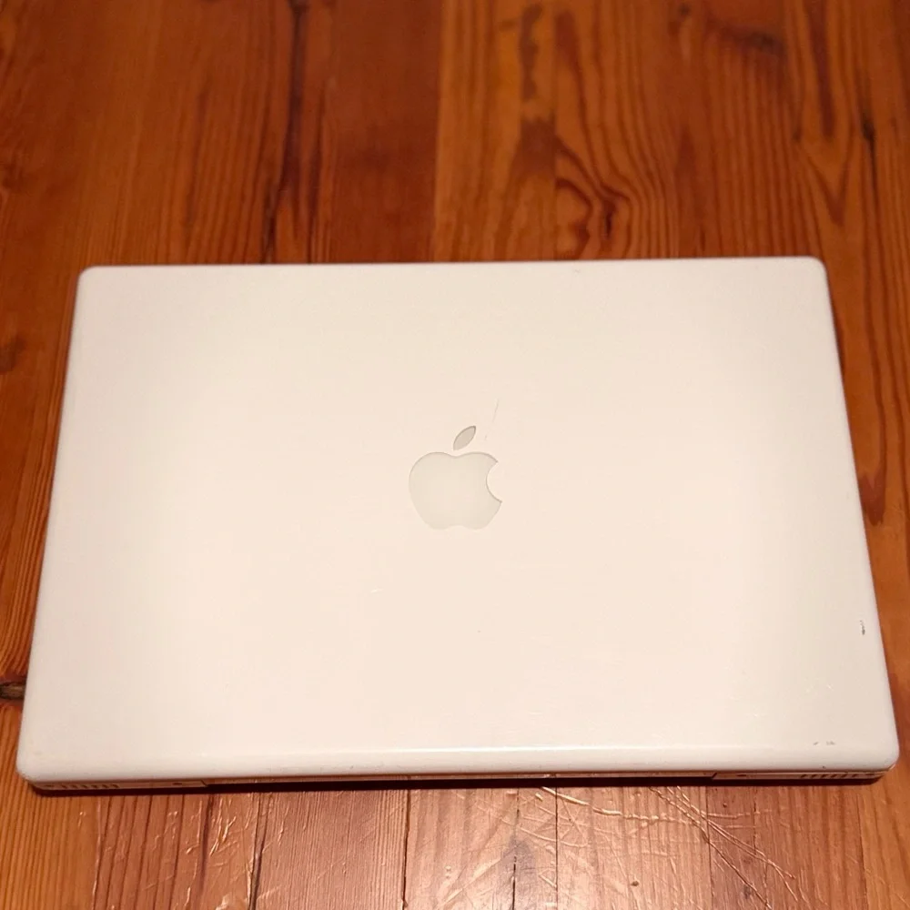 Apple MacBook 2006 Classic White (Parts)